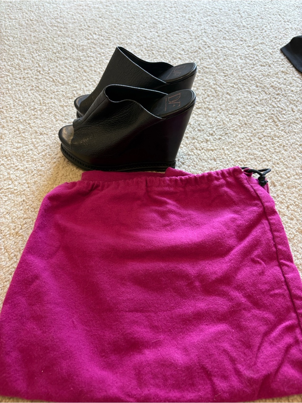Diane Von Furstenberg Vibrant Fuchsia Drawstring Mini Skirt - Picture 1 of 3